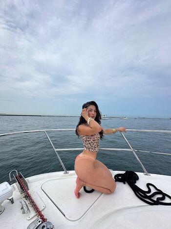 Full leaked Abimartinezre private onlyfans photo