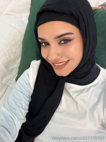 Full leaked Aelinaitsme private onlyfans photo