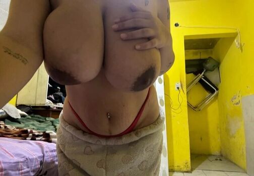 Full leaked Aguss abril private onlyfans photo