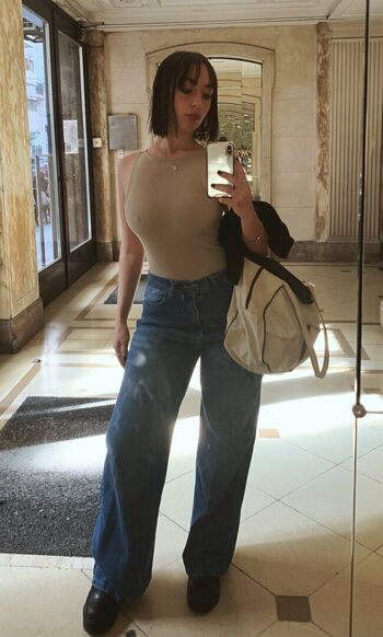 Full leaked Laylared private onlyfans photo