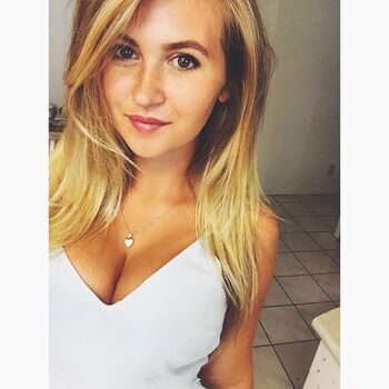 Full leaked Aimee eline private onlyfans photo
