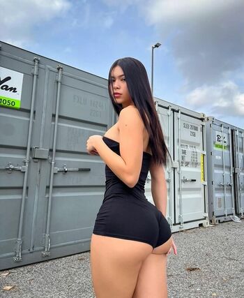 Full leaked Aishah sofey  page private onlyfans photo