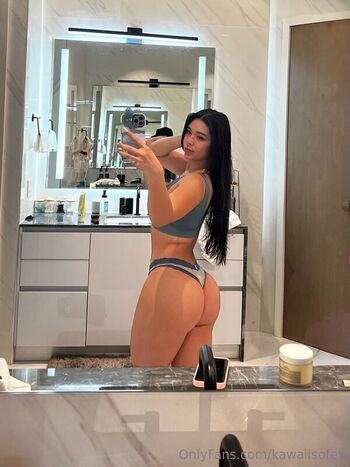 Full leaked Aishah sofey  page private onlyfans photo