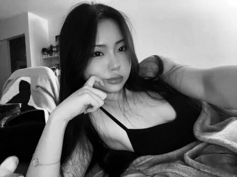 Full leaked Aishlvsu private onlyfans photo