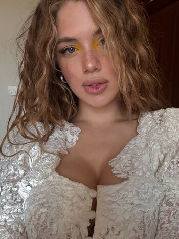 Full leaked Akyuliych private onlyfans photo