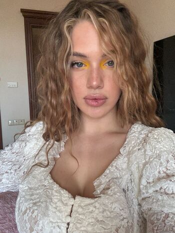 Full leaked Akyuliych private onlyfans photo