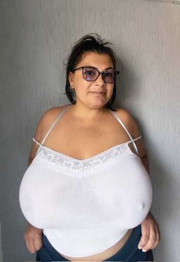 Full leaked Alejaboobs private onlyfans photo