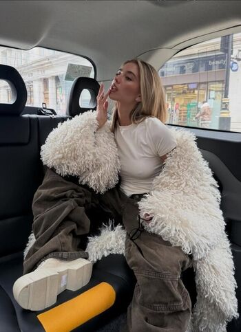 Full leaked Alessia lanza private onlyfans photo