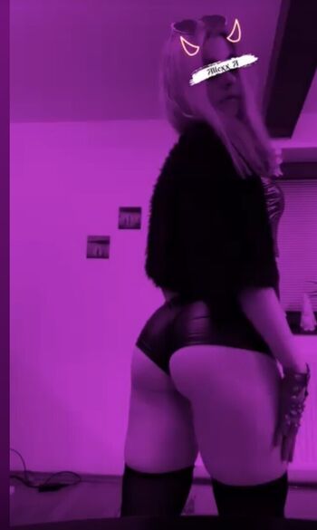 Full leaked Alexandra private onlyfans photo