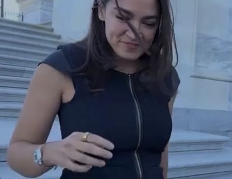 Full leaked Alexandria ocasio cortez private onlyfans photo