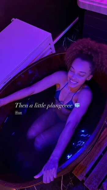 Full leaked Aliana king page private onlyfans photo
