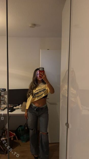 Full leaked Almira azemi private onlyfans photo