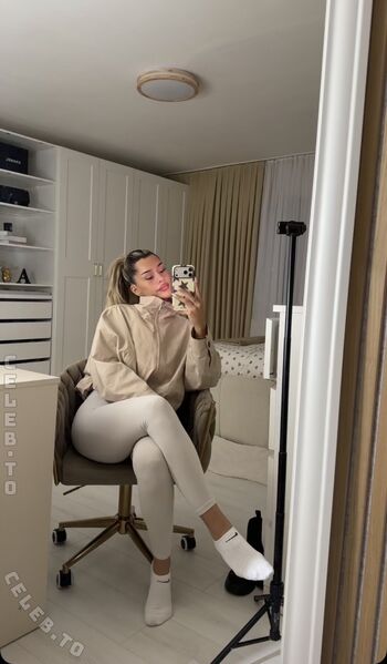 Full leaked Almira azemi private onlyfans photo