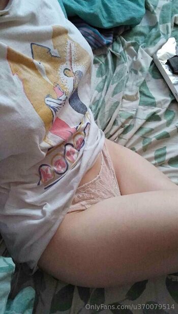 Full leaked Ambergotcakeee private onlyfans photo