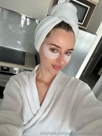 Full leaked Amywinestine private onlyfans photo