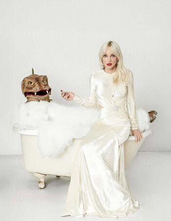 Anna Faris