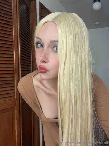 Full leaked Annabbdoll private onlyfans photo