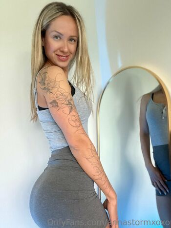 Full leaked Annastormxoxo private onlyfans photo