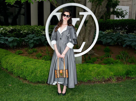 Anne Hathaway