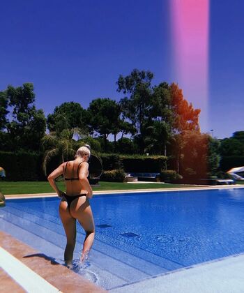 Full leaked Annemarie private onlyfans photo