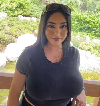 Full leaked Annn g private onlyfans photo