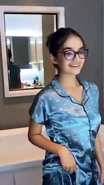 anushkasen