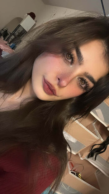 Full leaked Aruuu private onlyfans photo