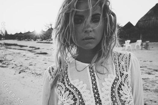 Full leaked Ashley benson private onlyfans photo