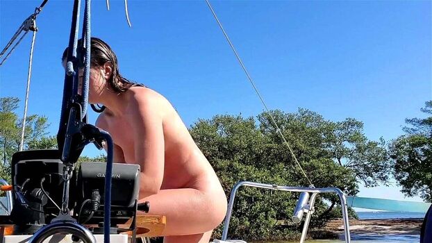 Full leaked Ashley sailing private onlyfans photo