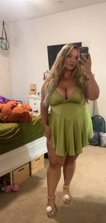 Full leaked Ashleygraham private onlyfans photo