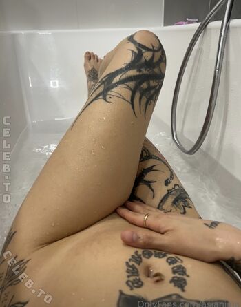 Full leaked Asianiina private onlyfans photo