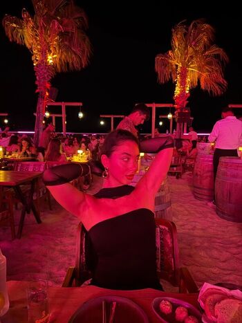 Full leaked Atavratmiyav private onlyfans photo