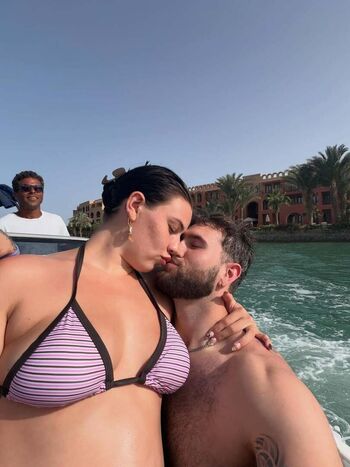 Full leaked Ava hirons private onlyfans photo