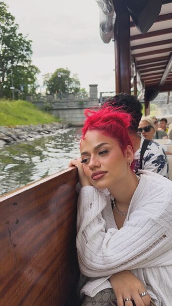 Full leaked Badmomzjay private onlyfans photo