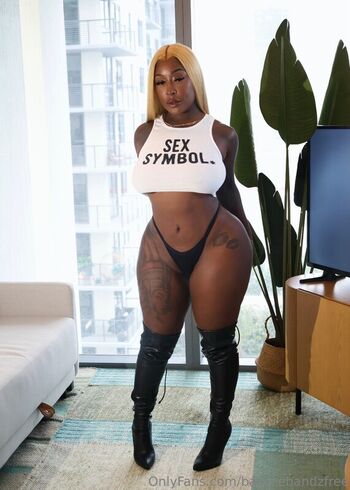 Full leaked Barbee bandz private onlyfans photo