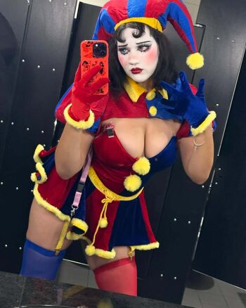 Full leaked Batmiilk private onlyfans photo