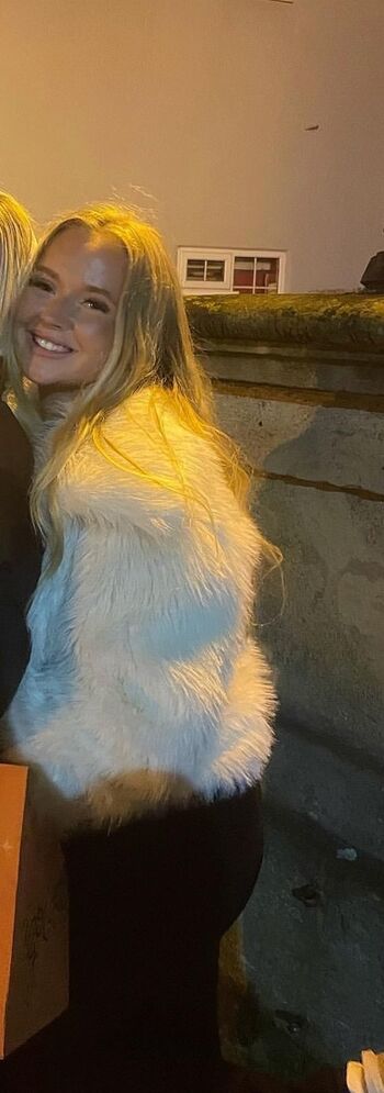 Full leaked Bella turner private onlyfans photo