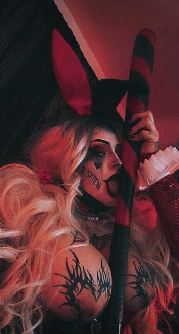 Full leaked Bluecollargoth private onlyfans photo