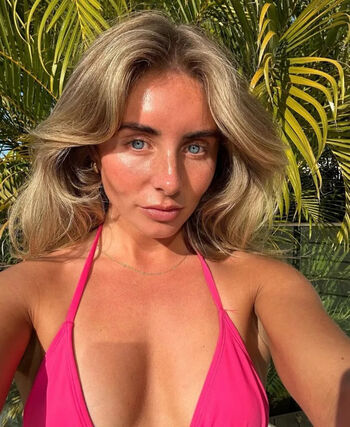 Full leaked Bonnie pet private onlyfans photo