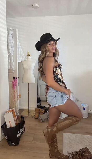 Full leaked Breleigh davis private onlyfans photo