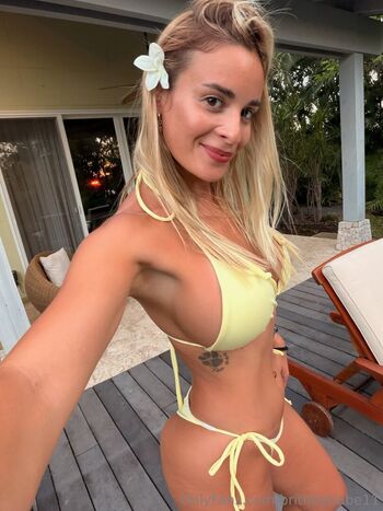 Full leaked Britneybabe private onlyfans photo