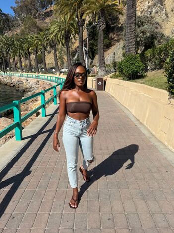 Full leaked Brooke thomas private onlyfans photo