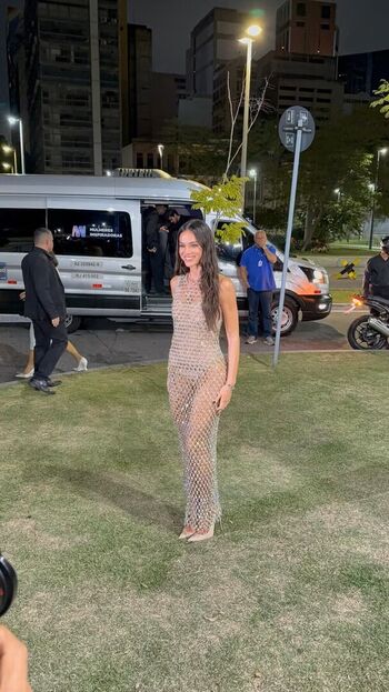 Bruna Marquezine
