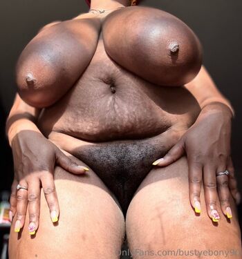bustyebony90
