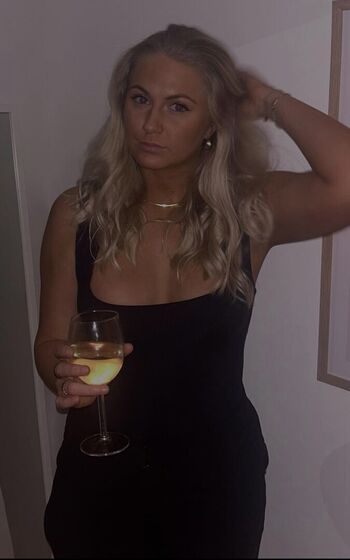 Full leaked Cajsa k private onlyfans photo
