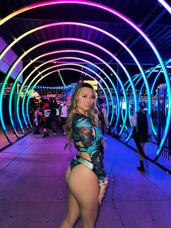 Full leaked Call me eilleen private onlyfans photo
