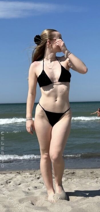 Carla Zombek