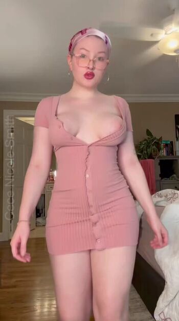 Full leaked Cecenicolesmith private onlyfans photo