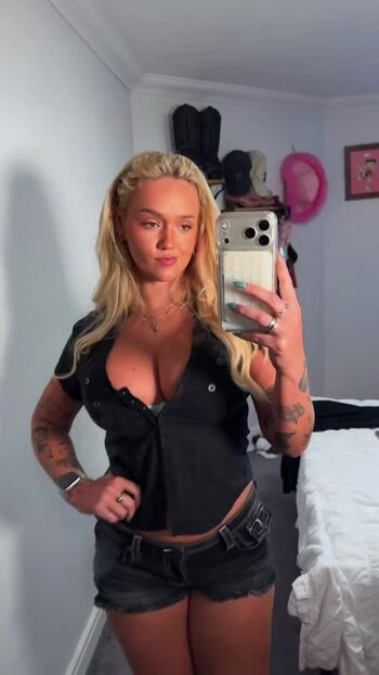 Full leaked Cherryswatermelons private onlyfans photo