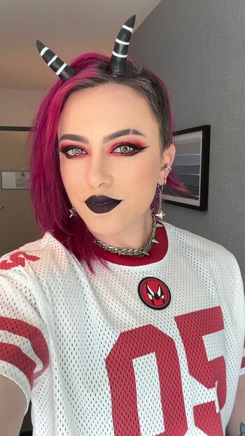 Claire Max
